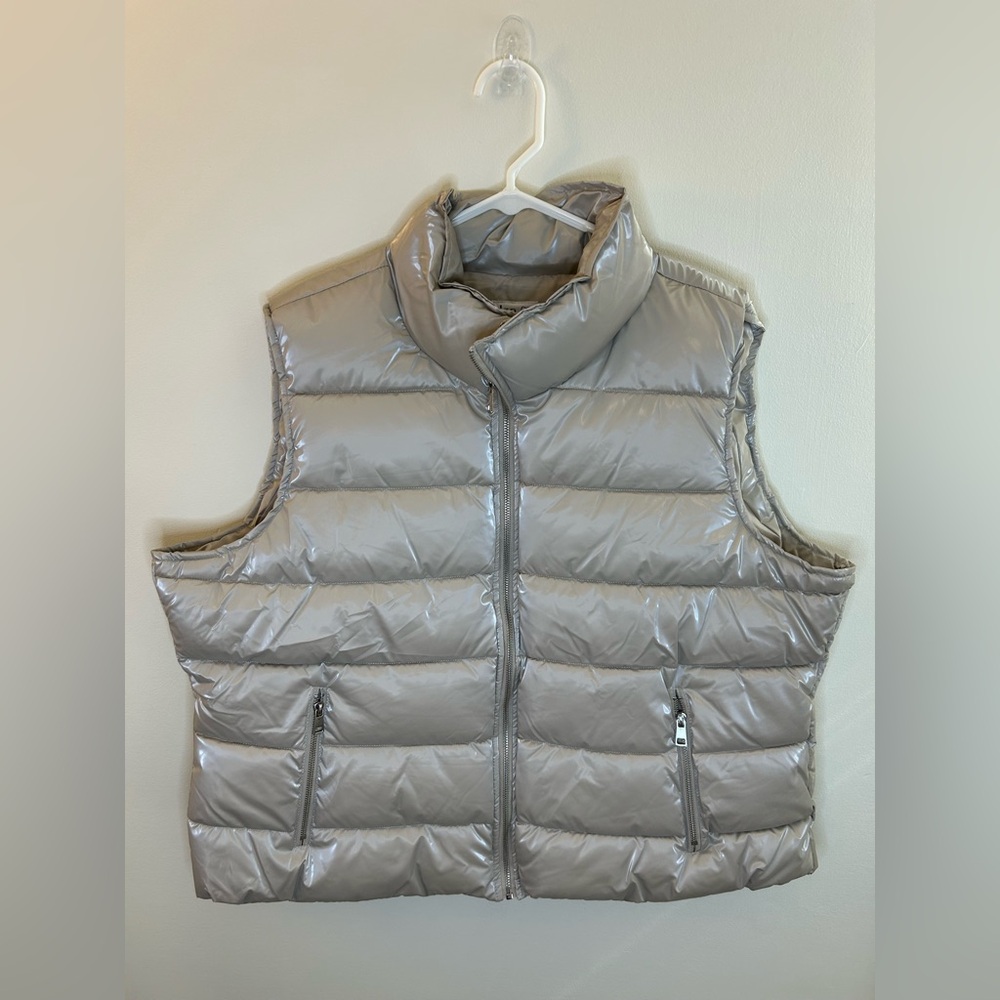 Puffer Vest in Light Gray